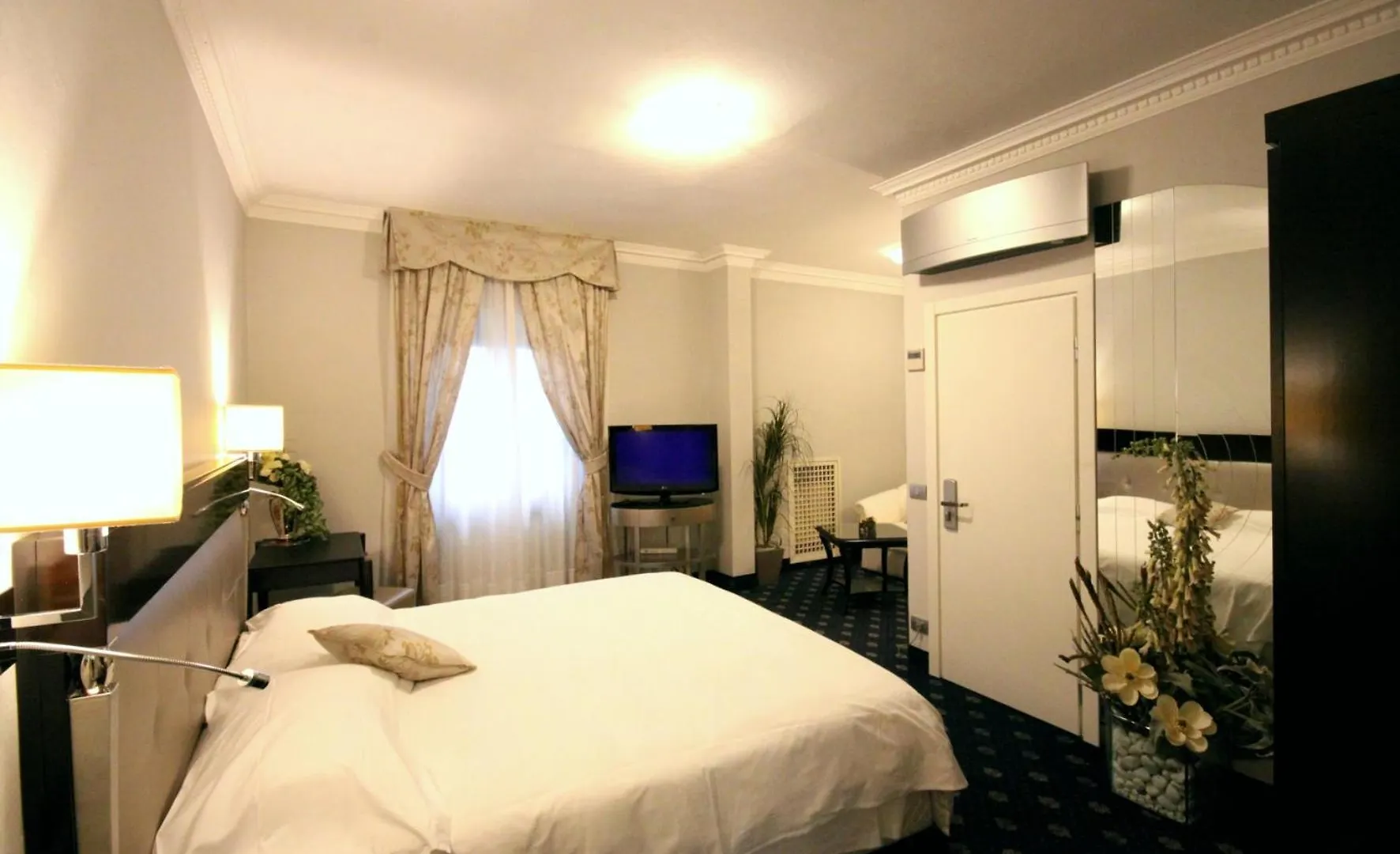 Sangallo Hotel Monte San Savino 3*,  Italy