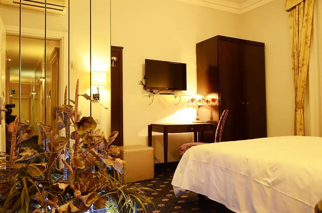 Sangallo Hotel Monte San Savino 3*,  Italia